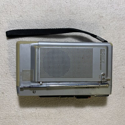 Vintage Sony WA-11 Walkman SoundAbout AM/FM Radio Cassette Vintage Sony WA-11 Walkman SoundAbout AM/FM Radio Cassette