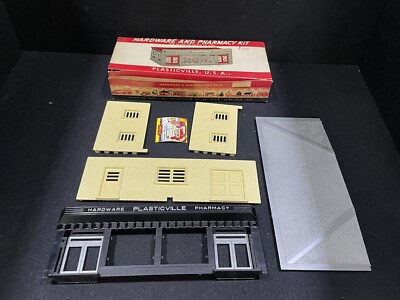 Vintage Bachmann Bros O Scale Plasticville Hardware & Pharmacy Building Kit DH-2