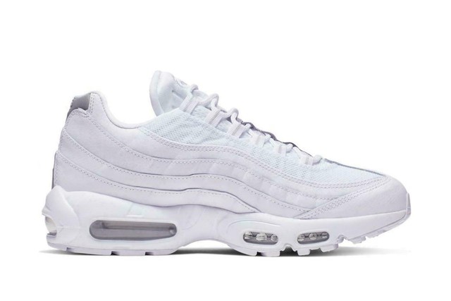 air max uptempo 95 triple white