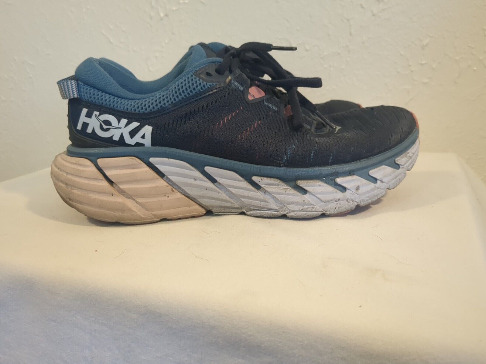 Size 8- Hoka One One Gaviota 3 Blue - 1113521-OBRS - image 5