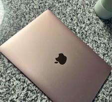 Apple MacBook 12" 256GB SSD, Intel Core m3 7th Gen., 1.20 GHz, 8GB Laptop -...