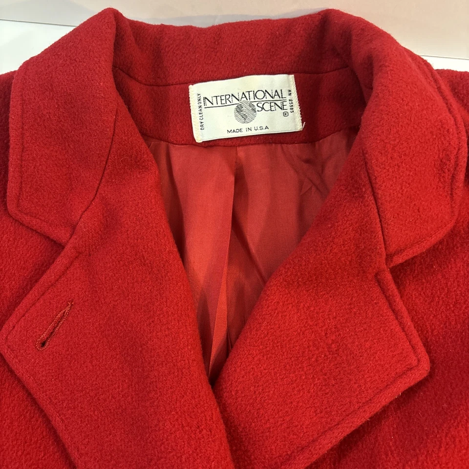 Women’s S-M Red Fleece International Scene Long Coat Made In uSA - Image 3 of 4