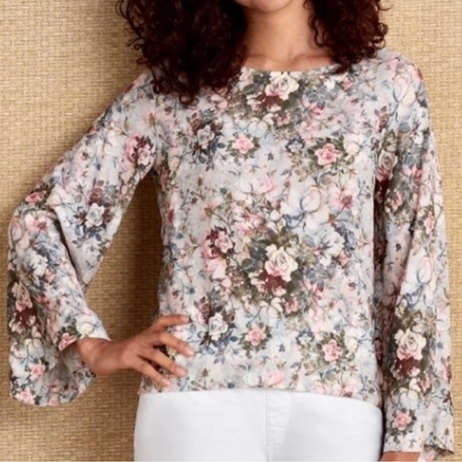 SOFT SURROUNDINGS Sonnet Floral Bell Sleeve Top XS