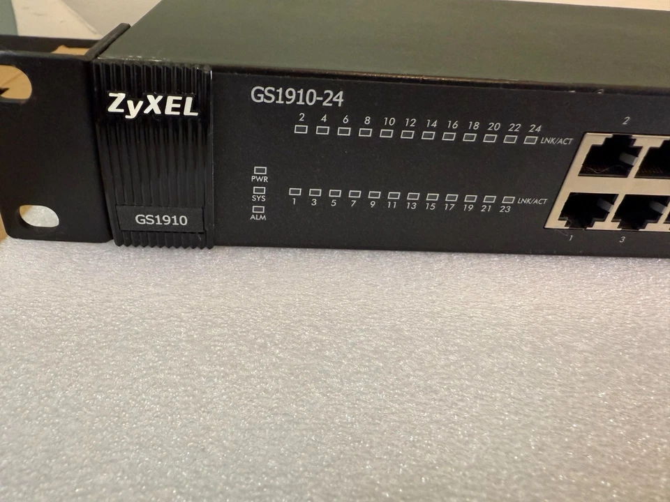 Zyxel GS1910-24 | 24-Port Smart Switch - Image 2 of 4