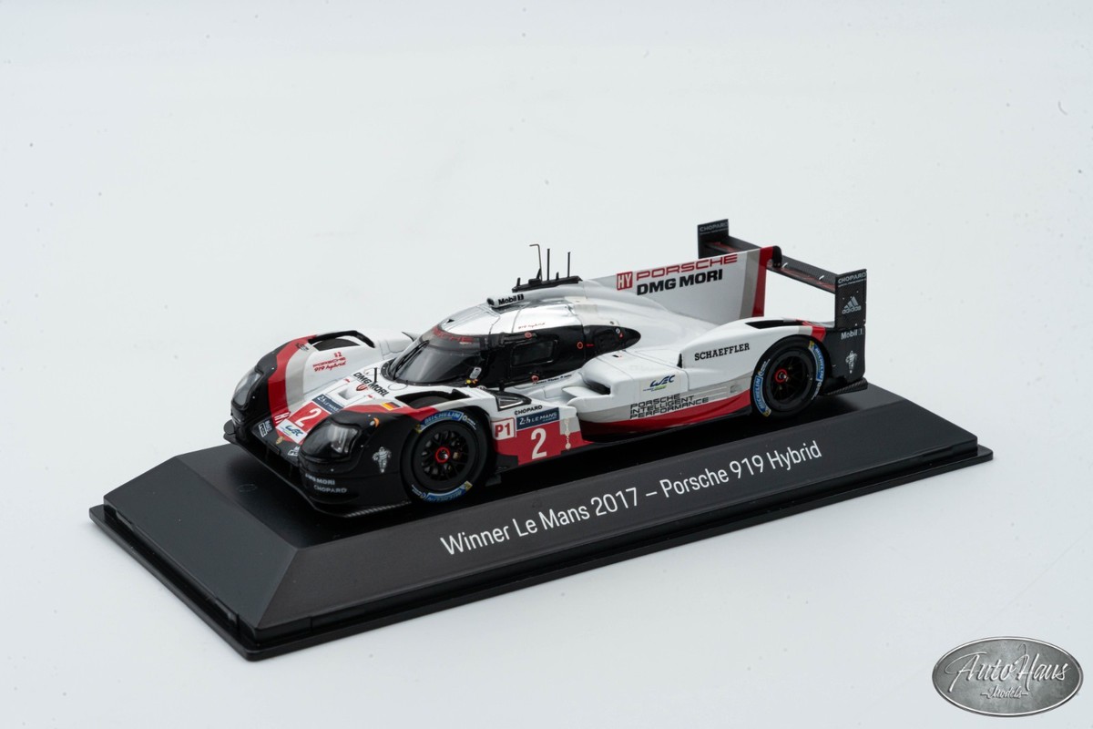 Spark Porsche 919 Hybrid Winner 24h Le Mans 2017 43LM17 Model Car