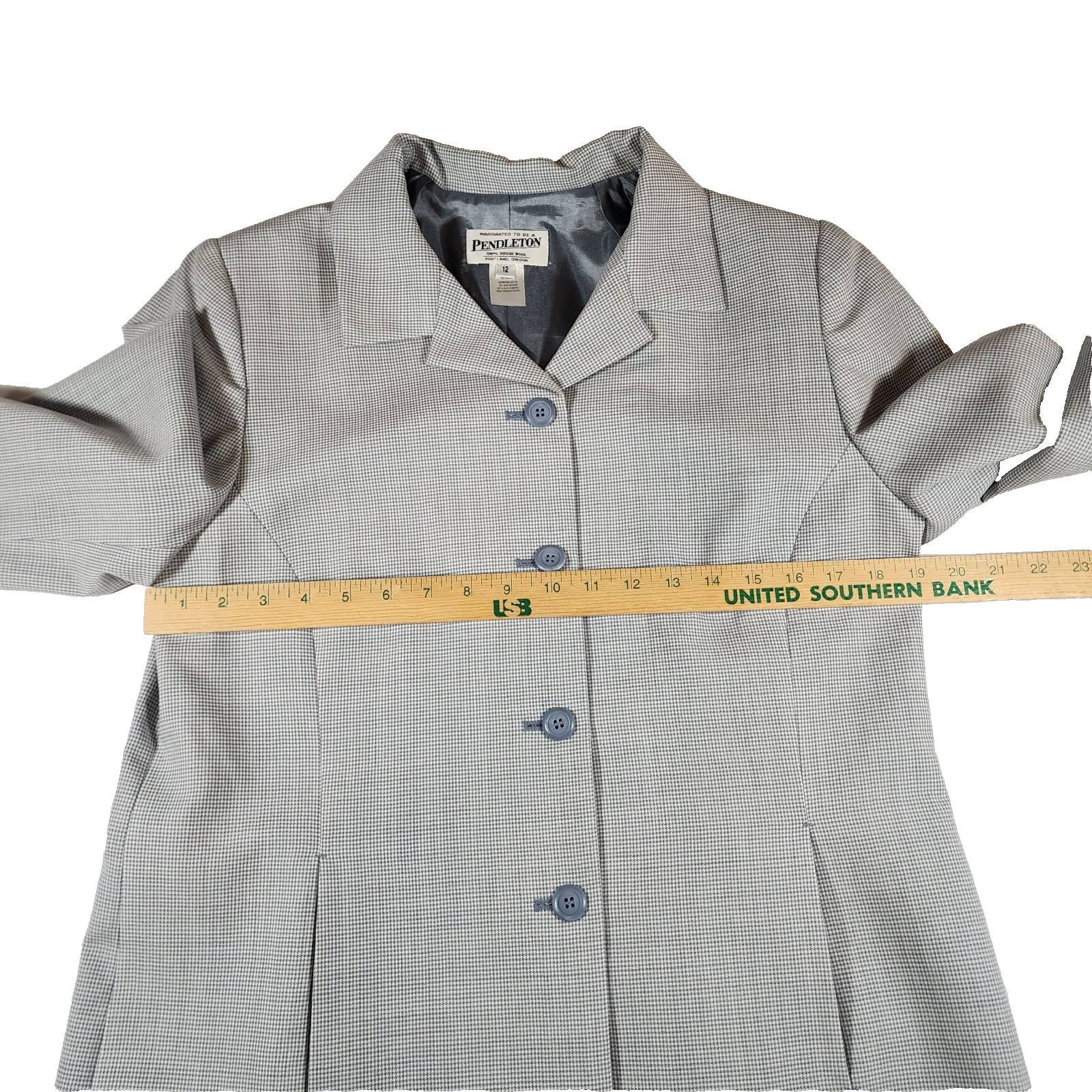 VTG Pendleton Gray Checked  100 % Virgin Wool Bla… - image 4