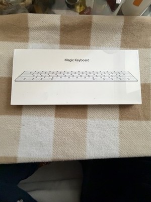 Apple Magic Keyboard Bluetooth Tastatur - Silber/Weiß