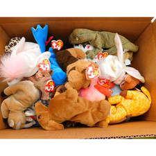 Box Full 36 of VTG Ty Beanie Babies All Have Swing and Tush Tags Collector Set