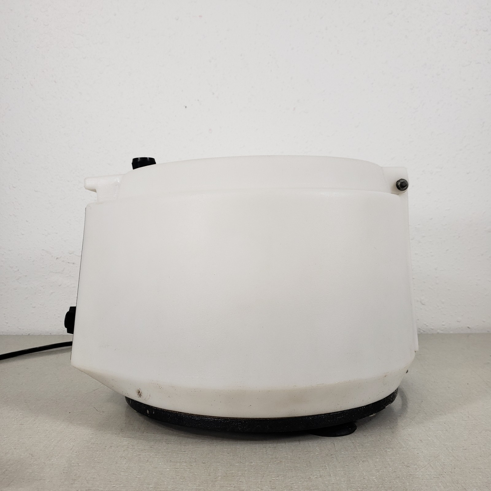 Tested Works Fisher Scientific Centrific 228 Centrifuge 6-Place Rotor 3400 RPM