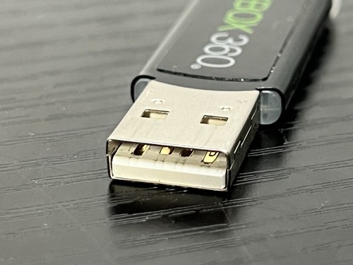 USB SanDisk Official Xbox 360 16GB Flash Drive Memory Stick - Tested Working ✅ - Photo 4/5