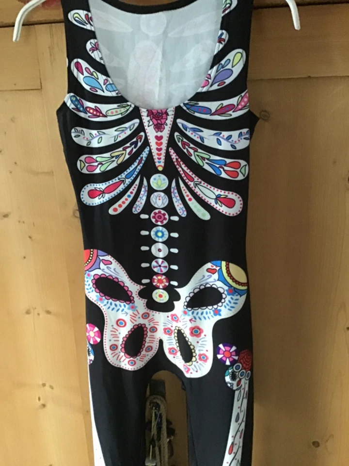 jumpsuit gr.36/38 schwarz bunt hippy fasching skelettmotiv mit Blumen - Bild 2 von 3