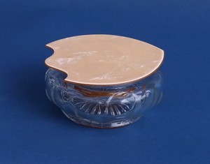 POWDER DISH / VINTAGE 