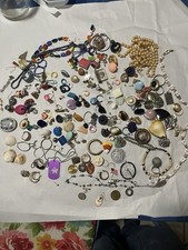 1.12 LB LOT OF VINTAGE MIXED COSTUME JEWELRY FOR CRAFTS, PARTS OR REPAIR ONLY