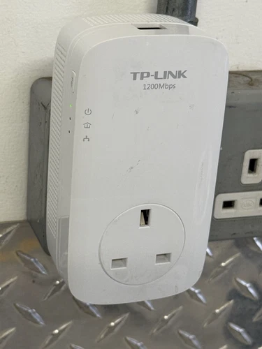 TP-Link TL-PA810P AV1300 Powerline Network Adapter (single)