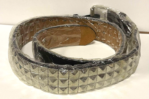 Classic Custom 3 Row Pyramid Chrome Studded Genuine Leather Belt "M" Brand New - Picture 3 of 6
