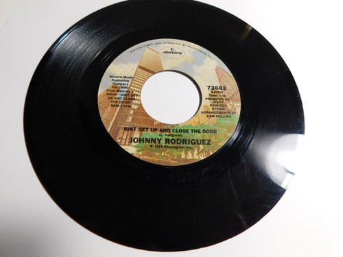 Johnny Rodriguez– Am I That Easy To Forget 1975 7" Single 73682 - Picture 2 of 4