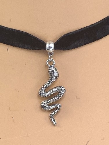 Choker/collana Velluto Nero Serpente Pagano Goto Pagano Regalo Serpente Rettile - Foto 2 di 3