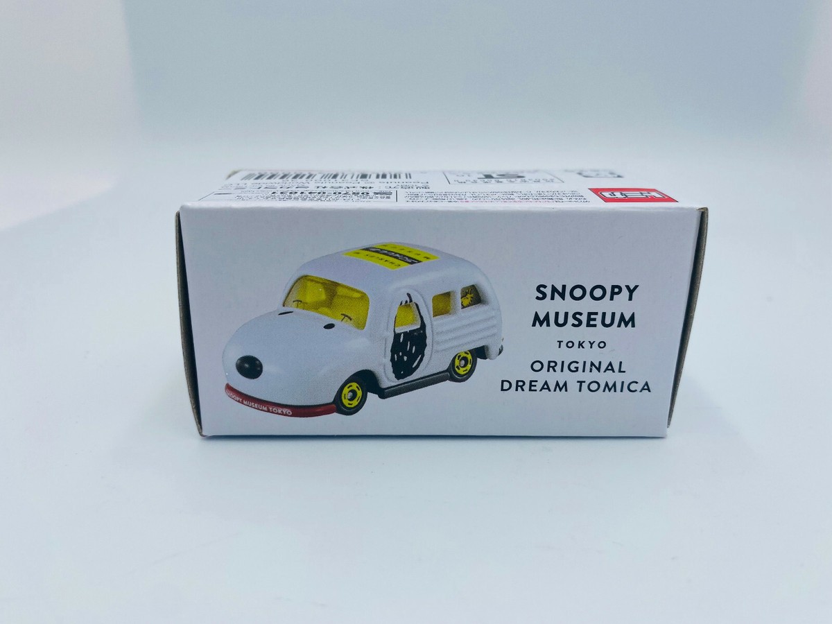 Snoopy Museum Limited Tokyo Original Dream Tomica Car Figure
