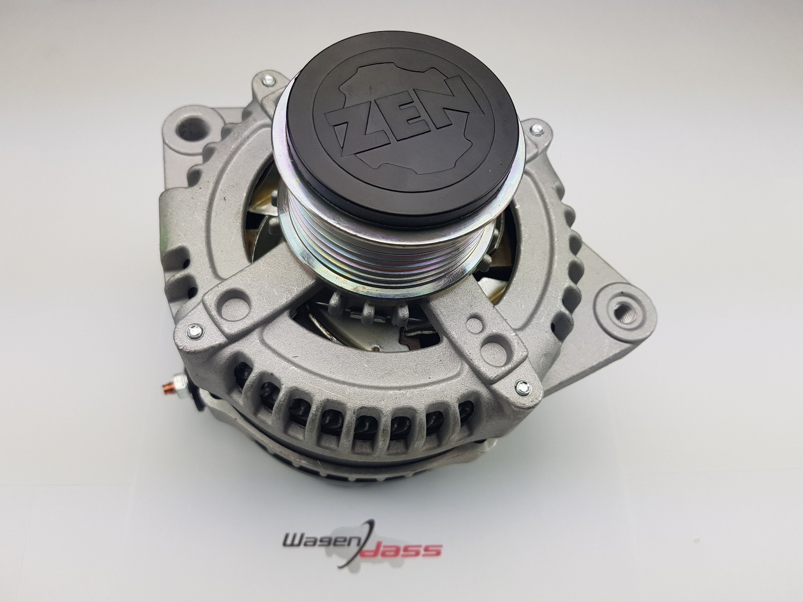 Alternateur Toyota Land Cruiser 27060-30060 de rechange standard pour moteur D-4D