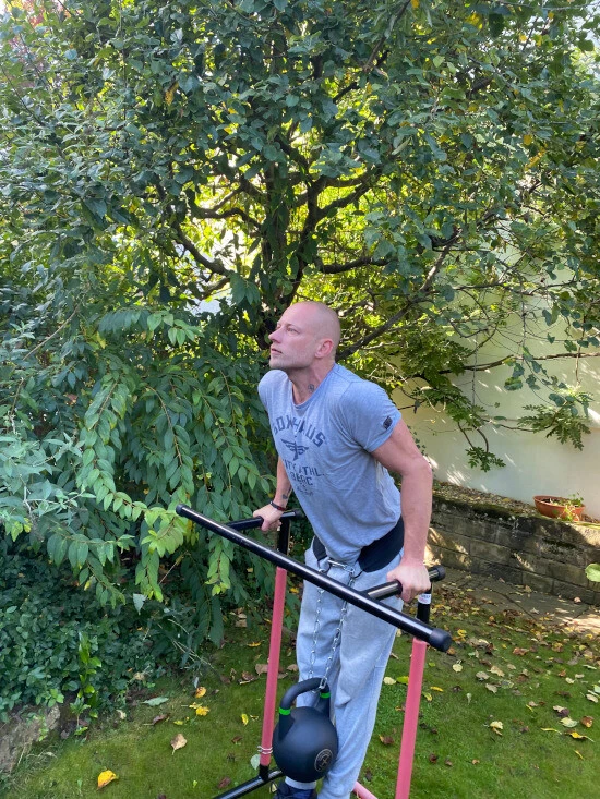 Slavikosway Kettlebell 16kg Haltère à Boules Fonte Robuste Surface - Photo 4/4