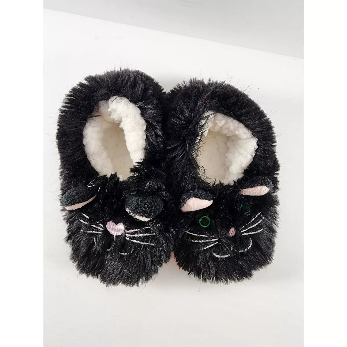 Snoozies slippers shop cat