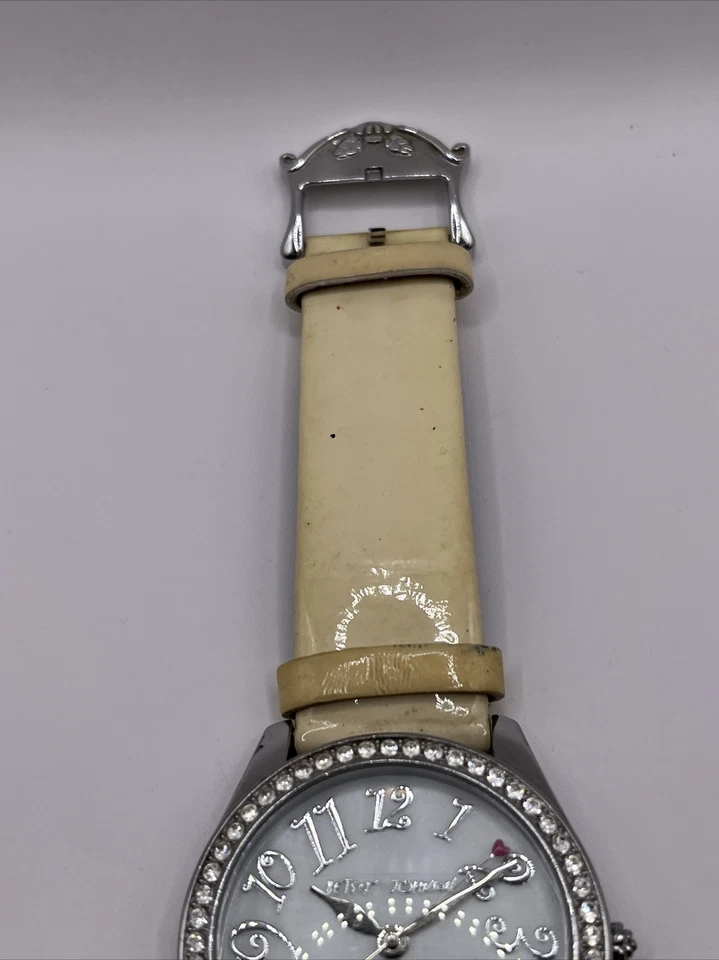 Reloj Betsey Johnson Mujer Bisel Estrás Correa Cuero - Batería Nueva Foto 4 de 4