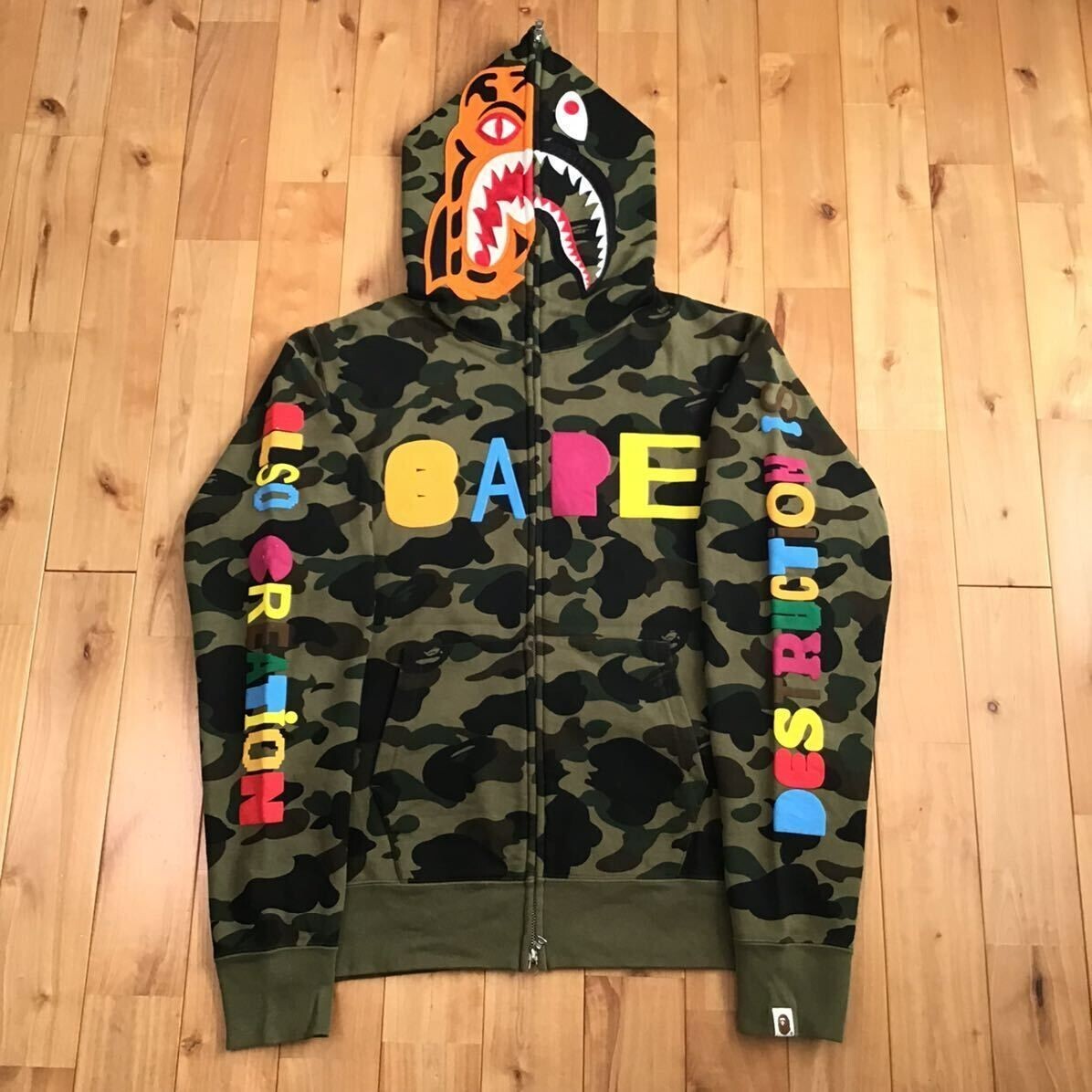 BAPE × READYMADE Tiger Shark Full Zip Hoodie A Bathing Ape BAPE × READYMADE Tiger Shark Full Zip Hoodie A Bathing Ape