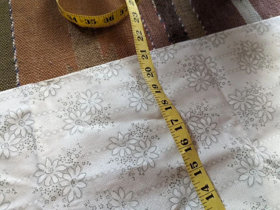 Tela acolchada vintage Kaye England Matters of the Heart verde floral 70x44 Foto 3 de 4