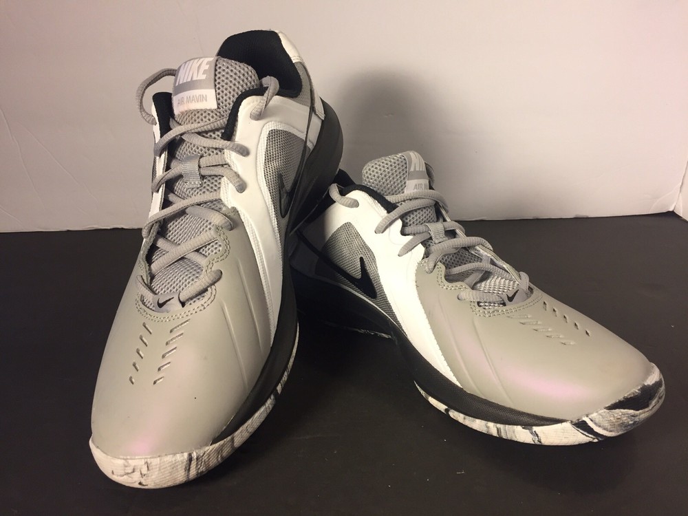 NIKE Air Mavin Low Wolf Gray Metallic White Running Shoes 719924-005 Mens Sz 8
