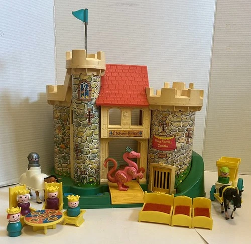VINTAGE Fisher Price Little People Castle #993 w/Dragon 99% Complete *see descr