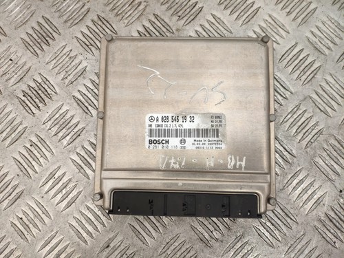MERCEDES-BENZ A W168 Motorsteuergerät ECU A0285451932 1.70 Diesel 66kw 20429049
