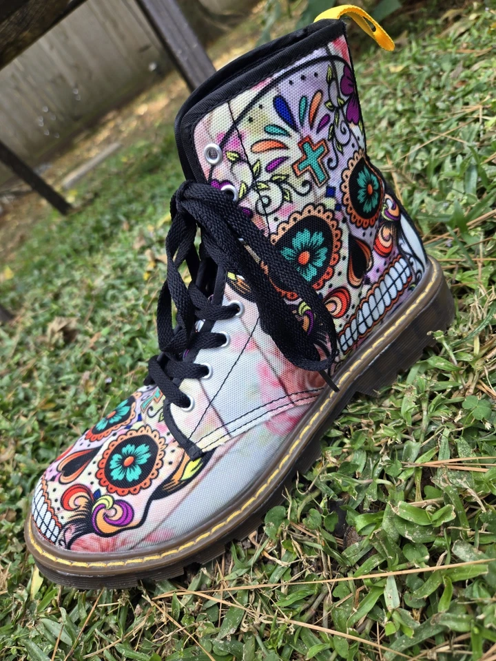 Botas de combate pintadas a mano Día de los Muertos Sugarskull Festival para mujer talla 10 Foto 4 de 4