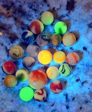 Beautiful Lot Of 22 Vintage Marbles W.V Swirl, Akro,Agate, UV reactive