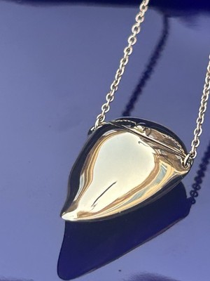 Tiffany & Co 18K Gold Elsa Peretti Bottle Vase Pendant Necklace 25