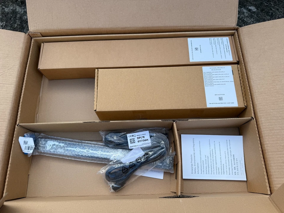 Dell PowerEdge XR5610 Xeon Gold 5412U 128GB DDR5 2x1.92TB BOSS 2x480GB H755 - Image 4 of 4