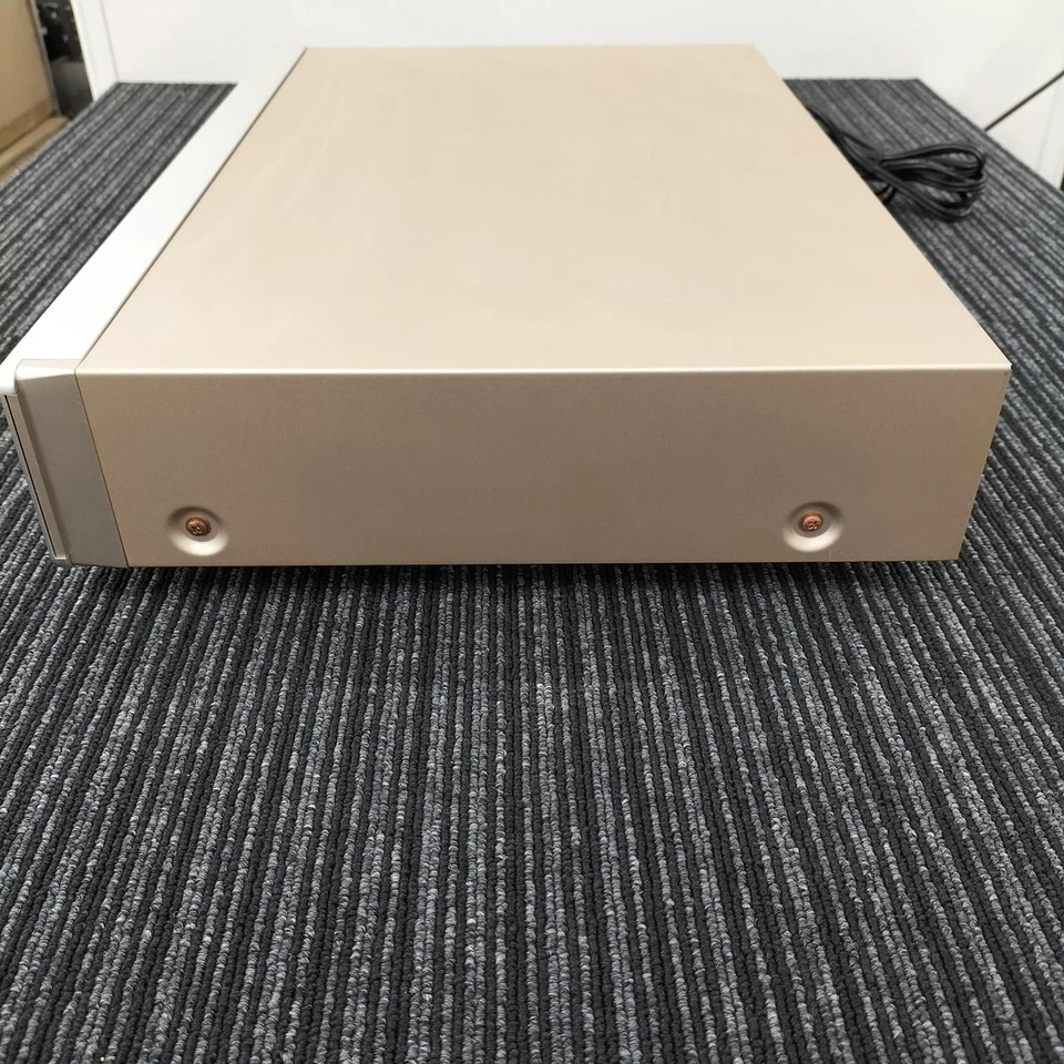 Marantz CD6000OSE CD Player Used from Japan - Image 4 of 4