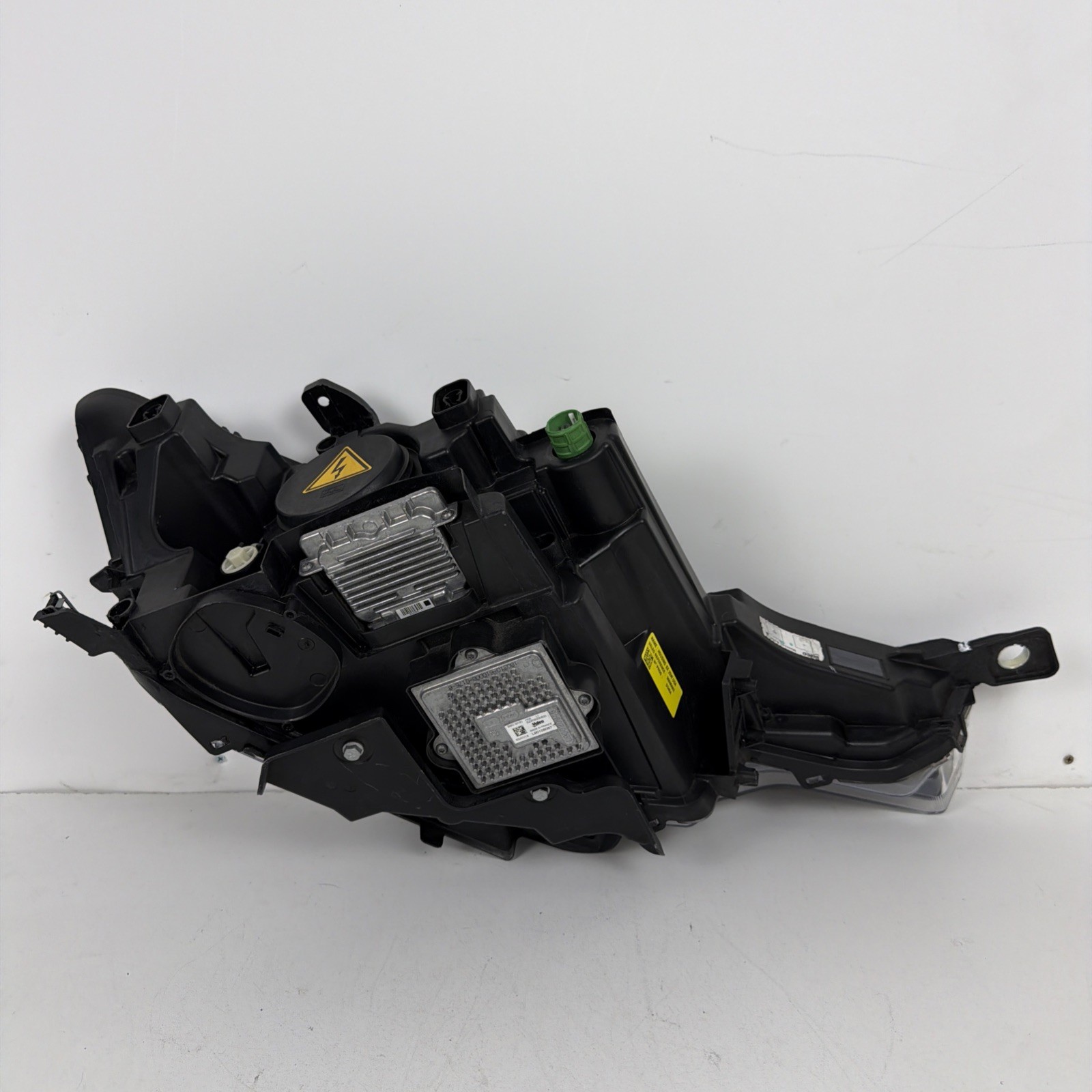 Maserati Levante 2017-2020 Left Headlight P/N 670034642