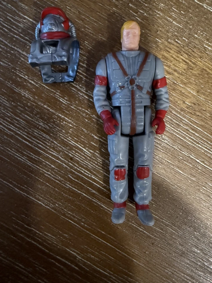 CASI COMPLETO 95% DE COLECCIÓN 1985 M.A.S.K. Thunderhawk Matt Trakker y 1 Bomb Kenner Foto 4 de 4