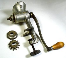 Vintage Universal No. 2 Food & Meat Grinder w/ Table Clamp - 2 Blades