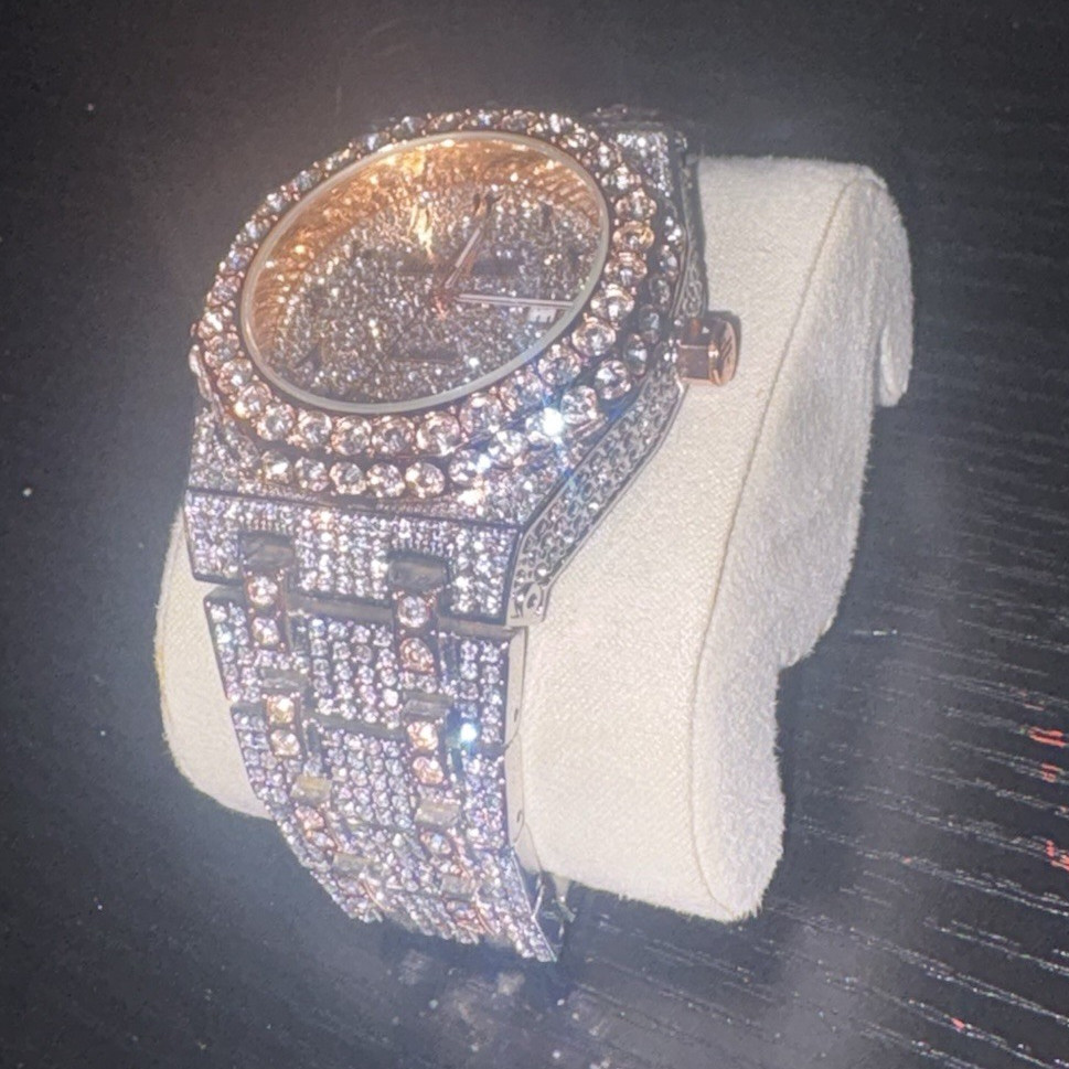 Moissanite diamond watch ￼