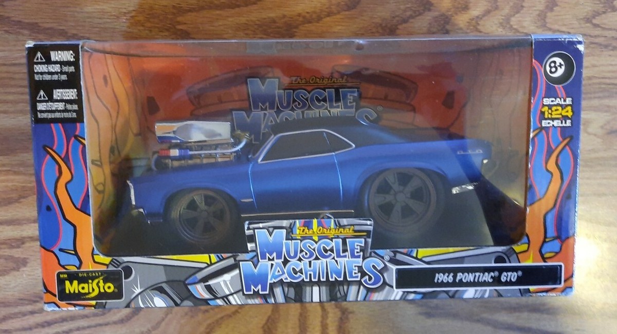 4台set/MUSCLE MACHINES/70CUDA/66GTO MUSCLE MACHINES 1966 PONTIAC GTO 1:18 SCALE DIE CAST. STARS