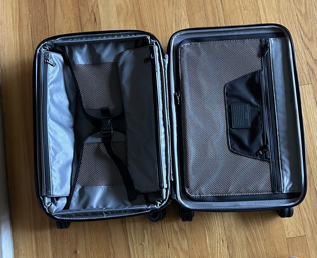 Tumi Alpha 3 carry on international 22” Luggage eBay