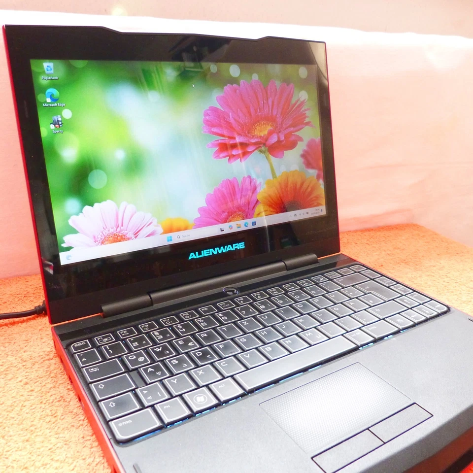 Alienware M11x R3 11 Zoll Gaming SUB Netbook l 1TB SSD Windows 11 l 16GB RAM NEU - Bild 4 von 4