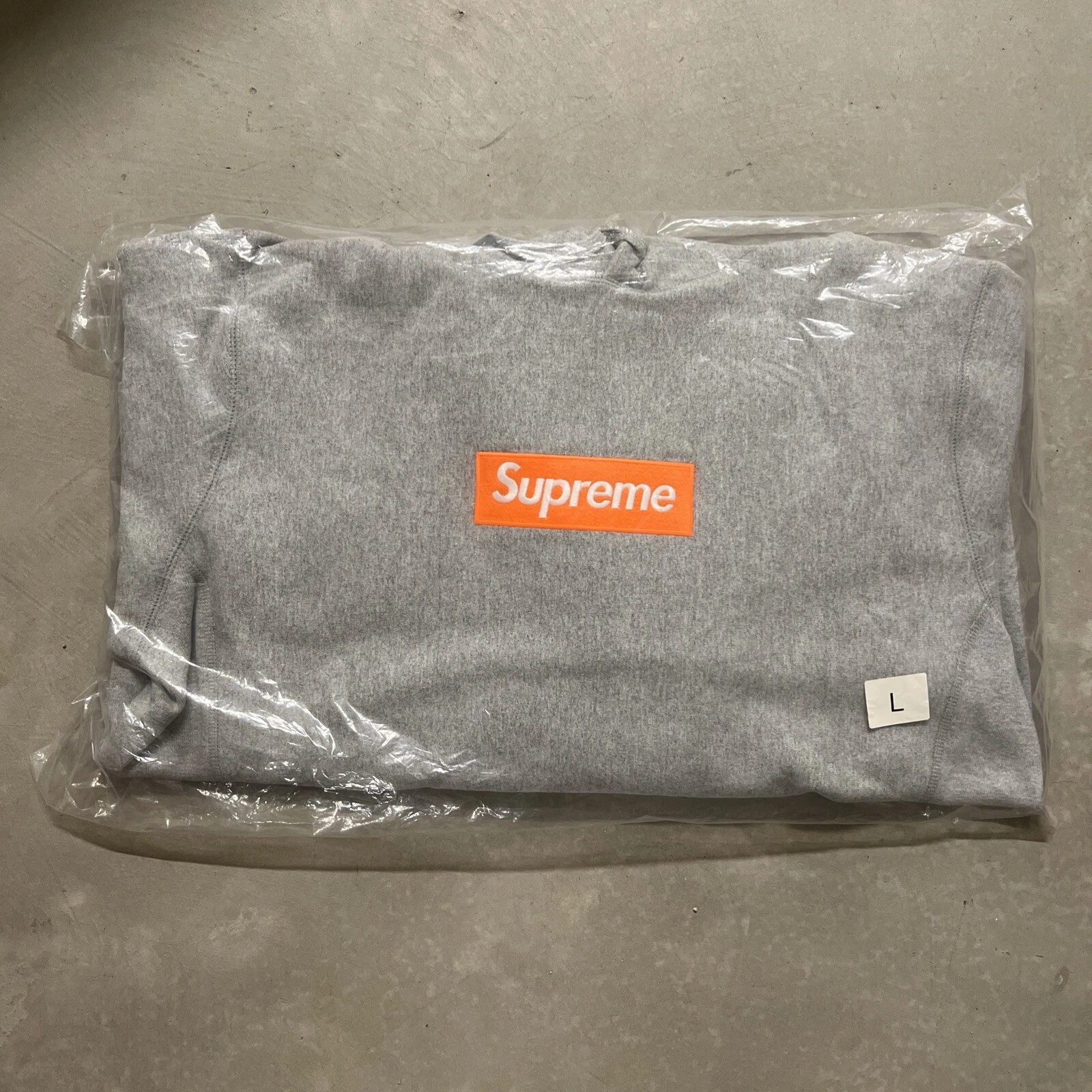 Sweat shirt à capuche logo Supreme Box Logo Bogo (FW 17) gris bruyère grand