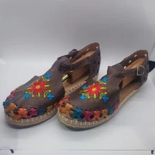 Huarache floral embroidered sandals made in Mexico size 27 Mex (US 8.5)