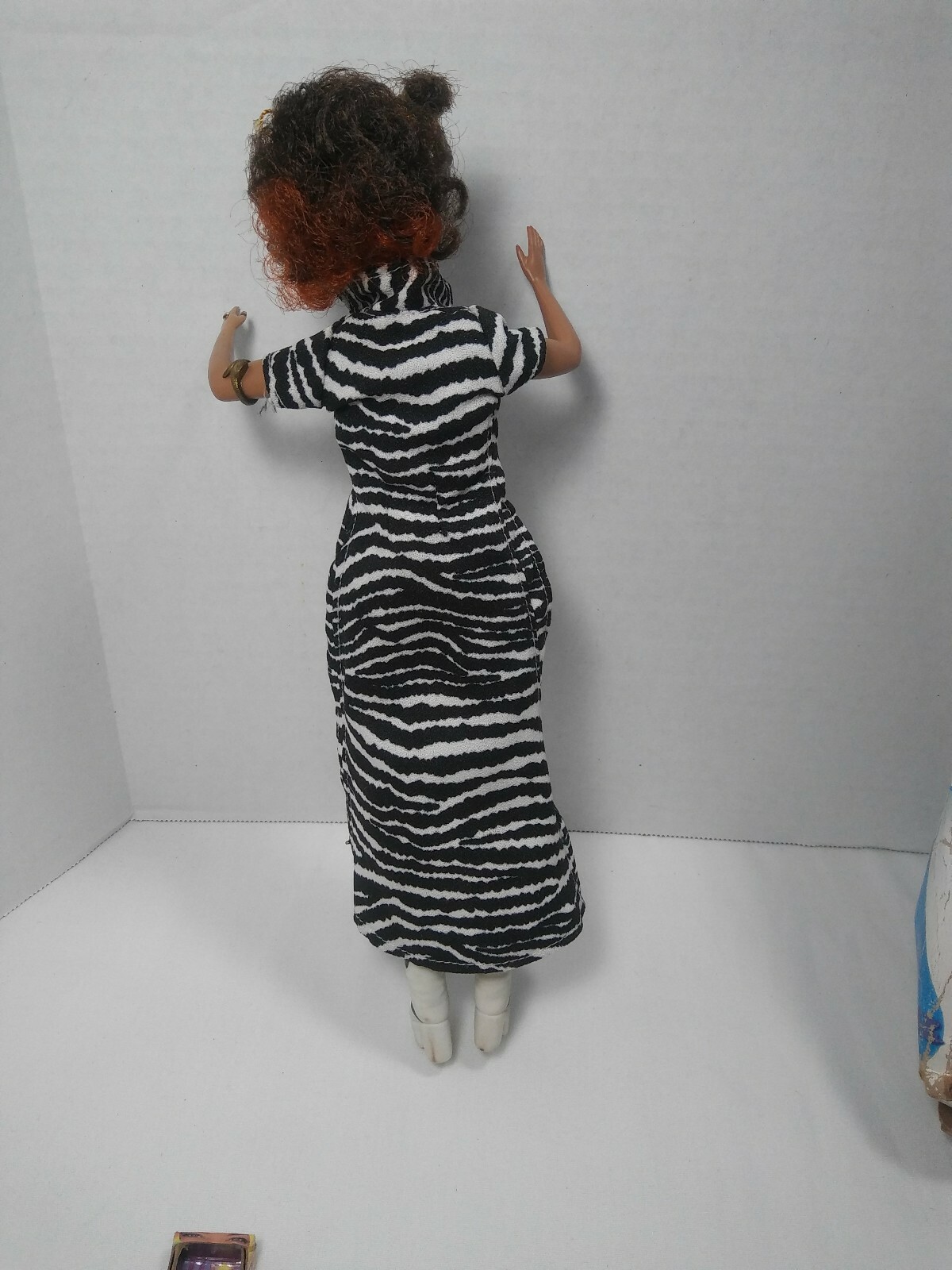 Picture 5 of 6
