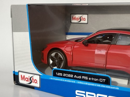 1:25 Maisto Audi RS e-tron GT 2022 red diecast model sports car #32907 - Picture 2 of 5
