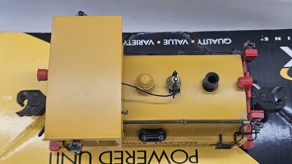 K-Line K2630-03 Union Pacific Plymouth Switcher - Image 2 of 4