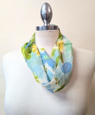 Vintage MOD 60s Silk Cowl Scarf Infinity Chiffon Daisy Floral Blue Green