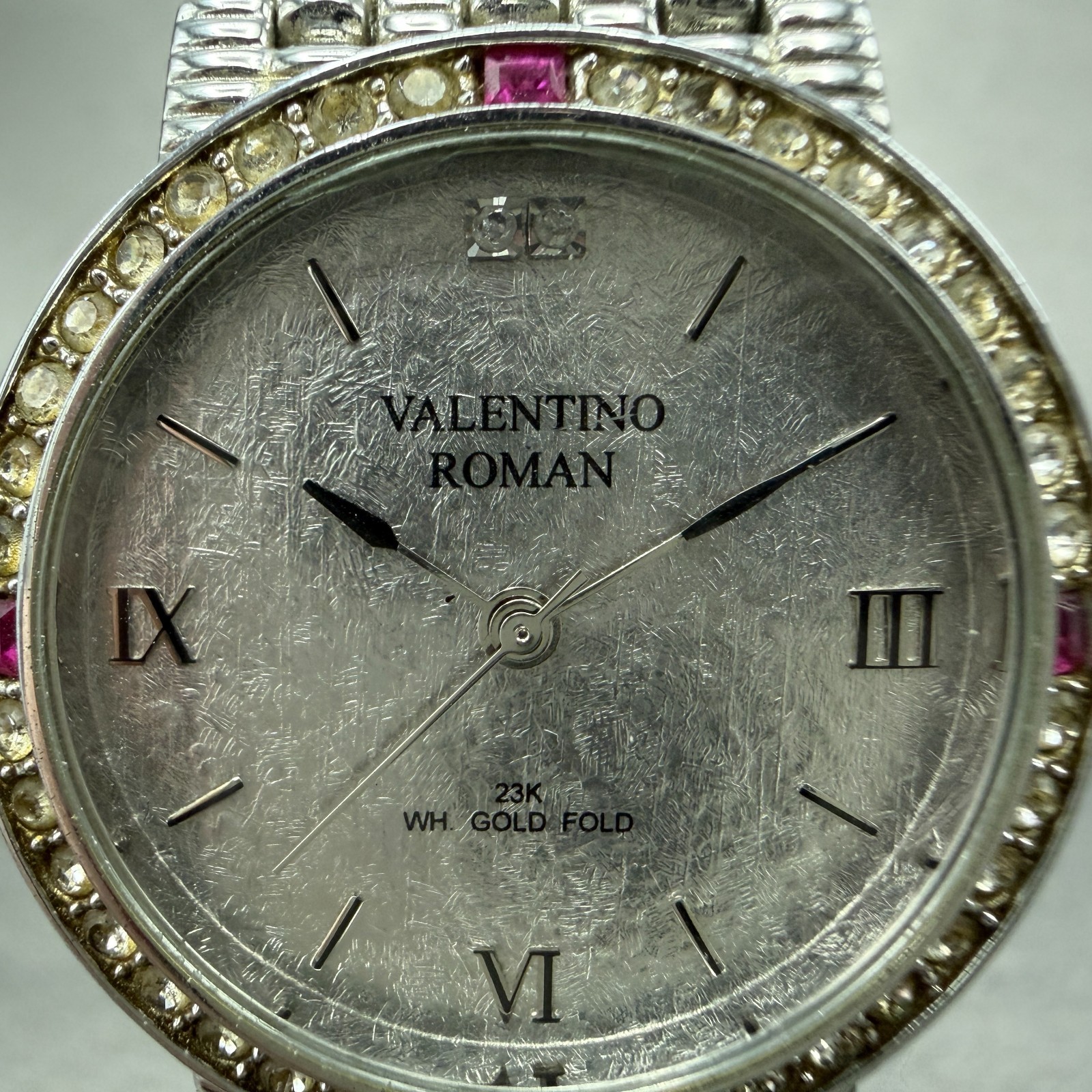 Valentino Roman Watch Unisex 31m Silver Dial Silver Tone Gem Set Bezel New Batt thumbnail 2
